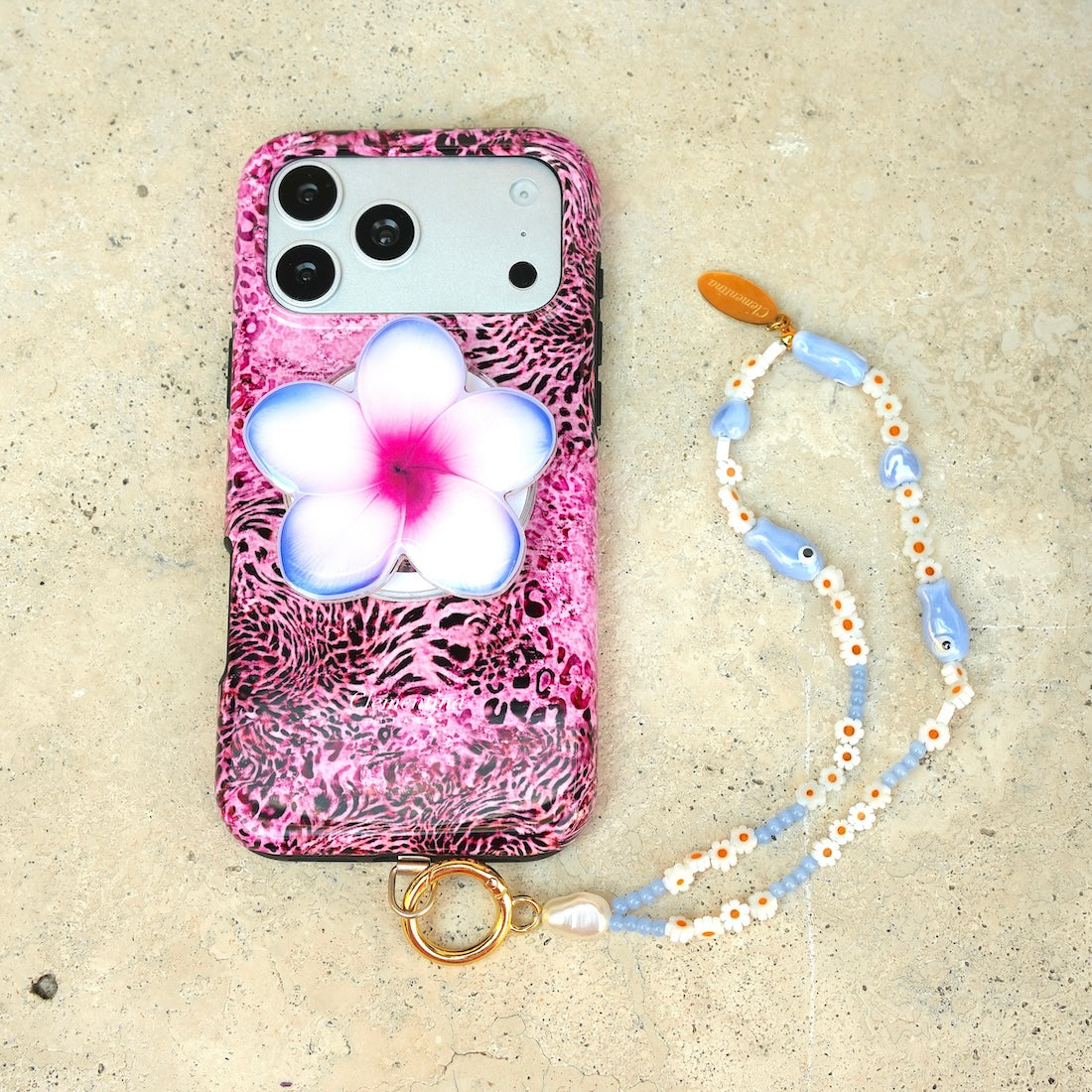 Daisy - Phone charm